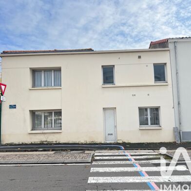 Maison 4 pièces 744000 €