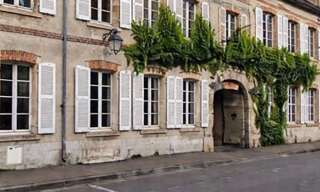 Maison 16 Pièces 444 m² à vendre à Villeneuve-sur-Yonne (89500)