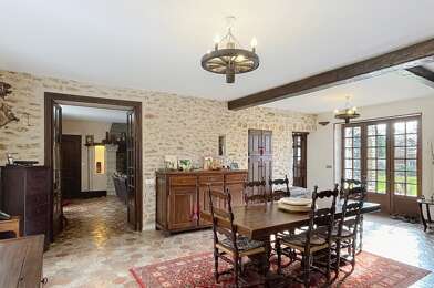 Maison 10 pièces 598000 €