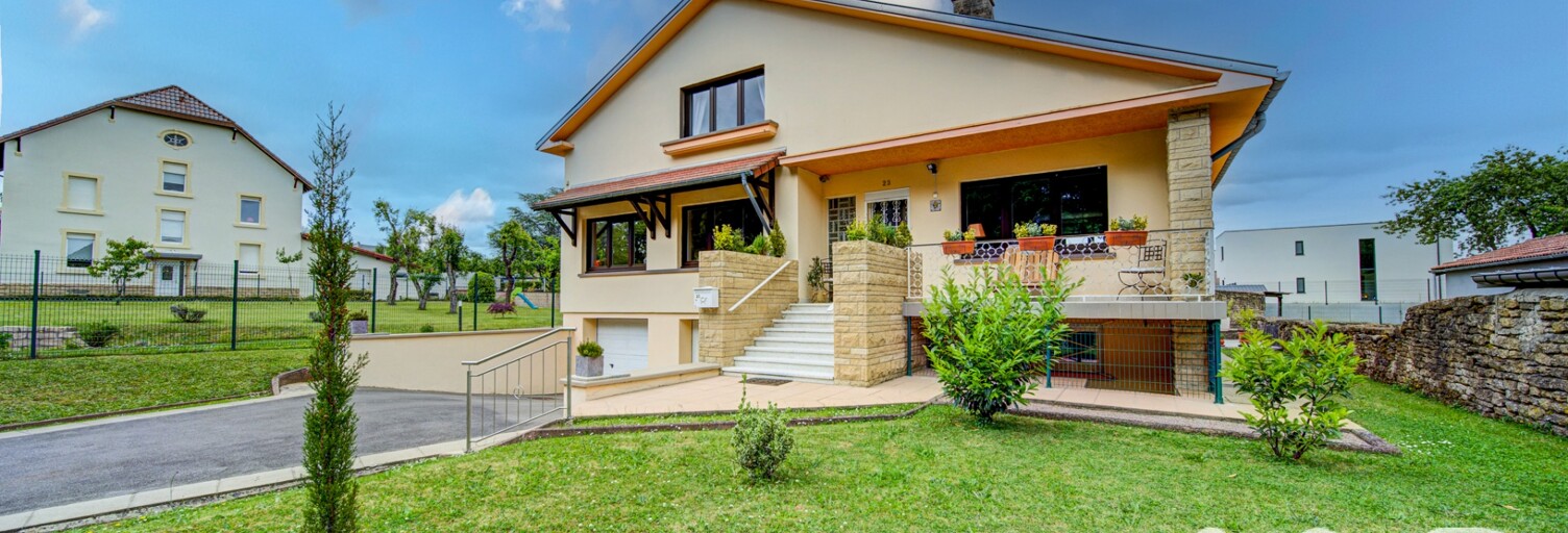 Maison 8 Pièces 242 m² à vendre à Tressange (57710)