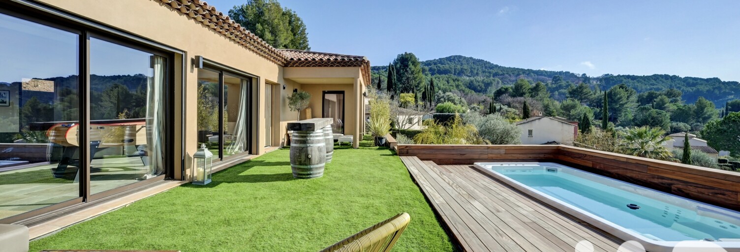 Maison 8 Pièces 288 m² à vendre à Le Castellet (83330)