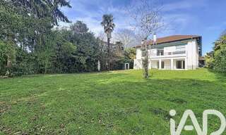 Maison 7 Pièces 179 m² à vendre à Pau (64000)