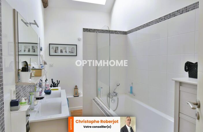 Appartement/Maison en triplex au calme et à 2 pas de l'hyper centre piétonnier de Chalon sur Saône — photo 5