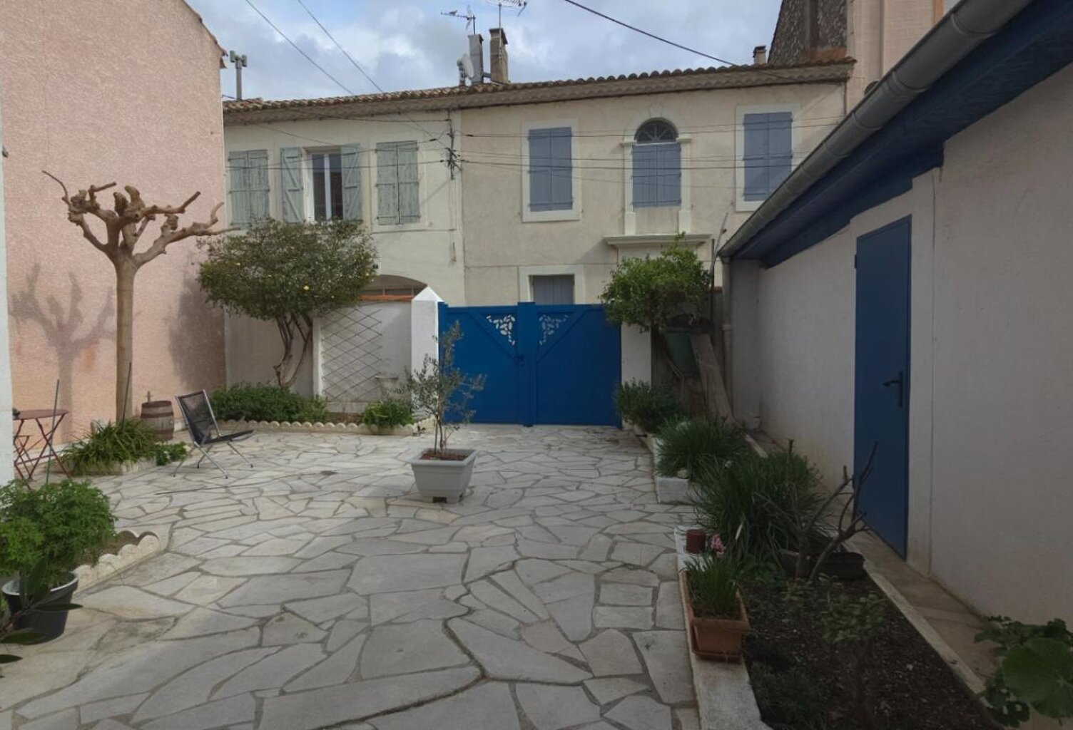 Maison  8 pièces CUXAC D'AUDE (11) 203 m2 environ garage cour environ 110 m2 — photo 1