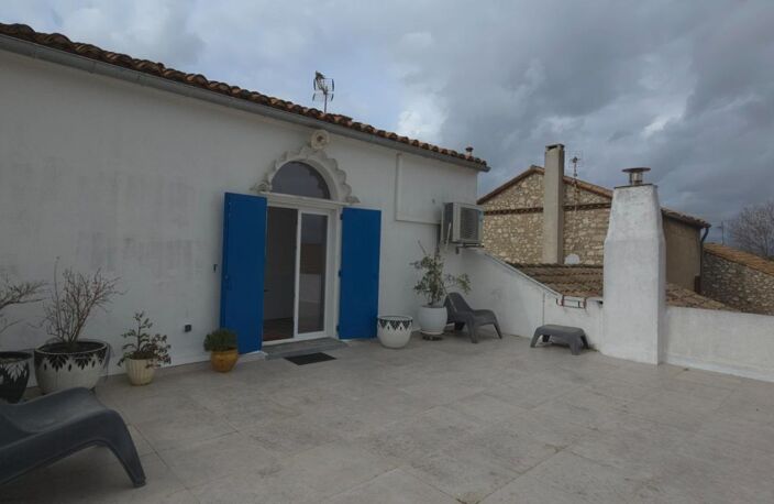 Maison  8 pièces CUXAC D'AUDE (11) 203 m2 environ garage cour environ 110 m2 — photo 5