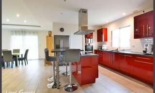 Maison 5 Pièces 118 m² à vendre à Saint-Pierre-d'Eyraud (24130)