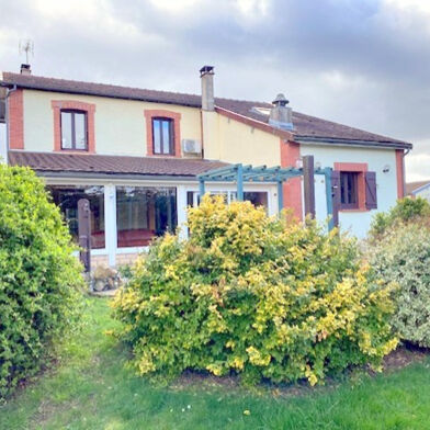 Maison 7 pièces 249000 €