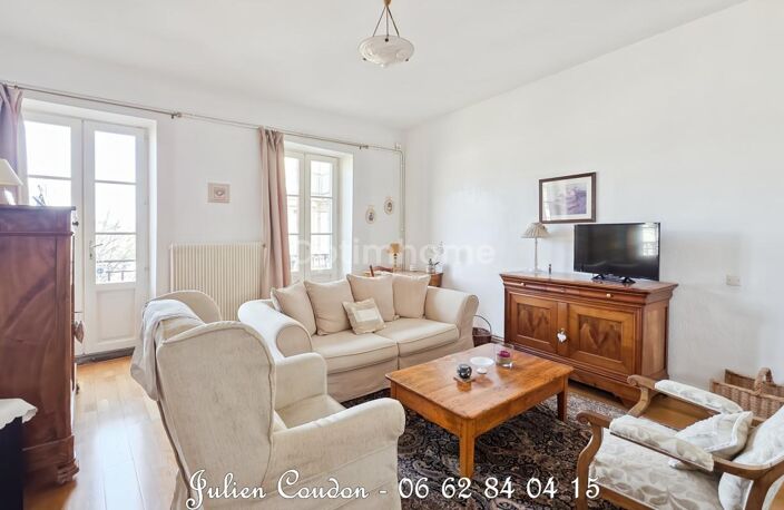 Royat centre thermal – 138 m² – 3 chambres – Balcon filant – Charme 1890 — photo 5