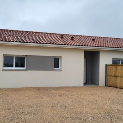 Maison 4 pièces 1140 €