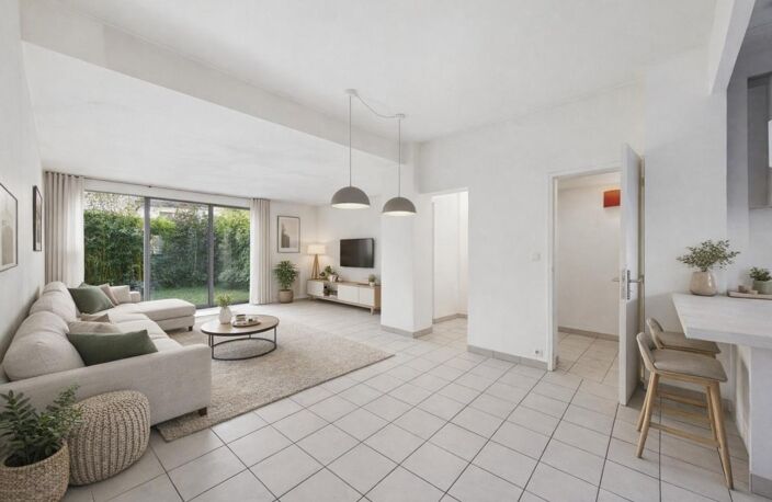 - 78220 VIROFLAY - MAISON FAMILIALE AVEC EXTENSION 140m2 - 3 NIVEAUX - 4 à 5 CHAMBRES - SOUS SOL - BAIGNE DE LUMIERE - GARAGE - ESPACES EXTERIEURS - BEAUX VOLUMES - PROCHE GARES — photo 2