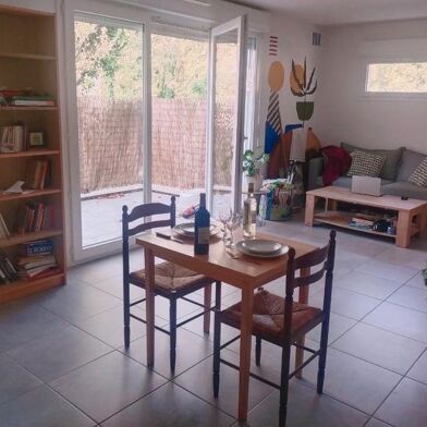 Appartement 3 pièces 1000 €