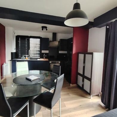 Appartement 3 pièces 1050 €