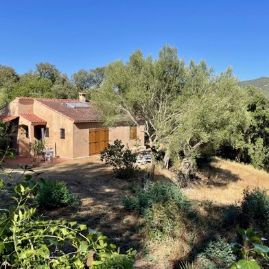 Maison 9 pièces 695000 €