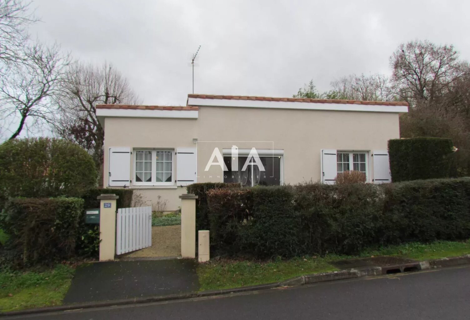 PAYROUX SUD VIENNE — photo 1