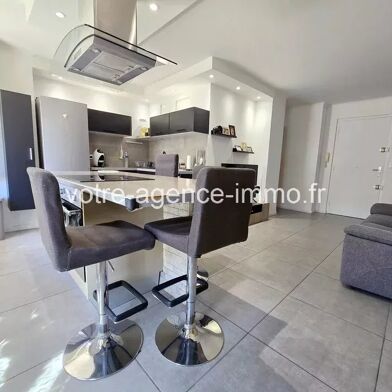 Appartement 3 pièces 235000 €