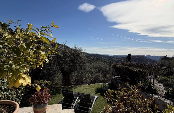 MAISON DE VILLAGE - MAGAGNOSC GRASSE — photo 3
