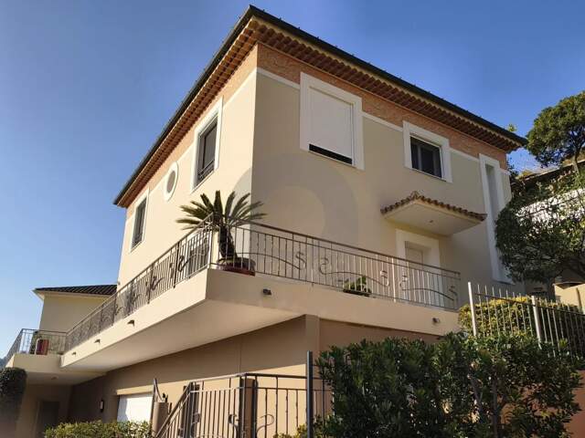 VILLA CLÉ EN MAIN DPE B AVEC GARAGE DE 65 M² — photo du bien