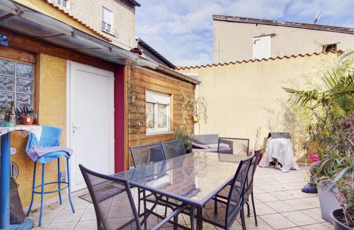 EXCLUSIVITÉ – Maison de charme en bout d’impasse avec grande terrasse et fort potentiel – Rive-de-Gier — photo 5