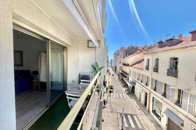 Appartement 1 pièces 300000 €