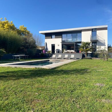 Maison 5 pièces 939000 €