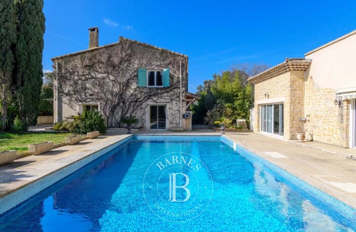 Villa traditionnelle - 3 chambres - T2  - piscine - pool house — photo 2