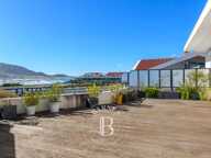 VENTE - MARSEILLE - 13008 - LA PLAGE - APPARTEMENT - VUE MER PAN — photo 3