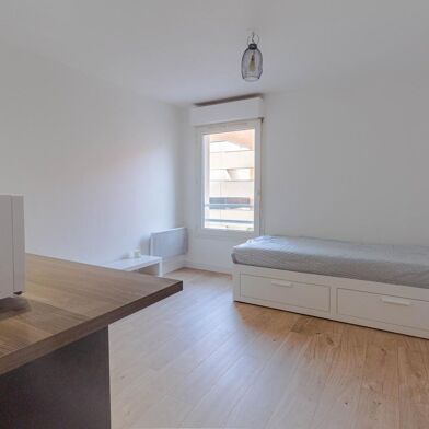 Appartement 2 pièces 590 €