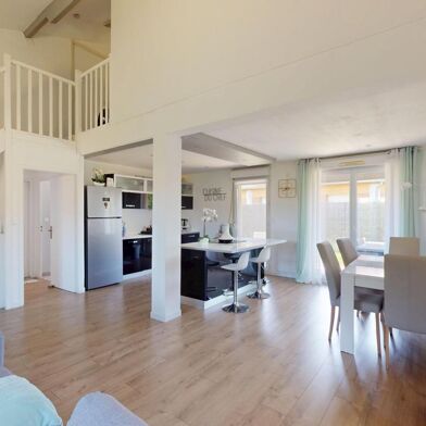 Maison 4 pièces 324000 €