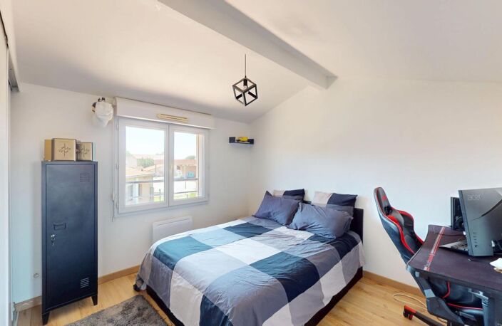 EXCLUSIVITÉ - LAUNAGUET - Maison T4 avec terrasse, jardin et garage — photo 5