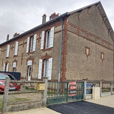 Maison 3 pièces 570 €