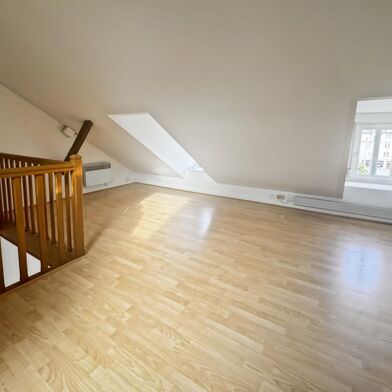 Appartement 2 pièces 700 €