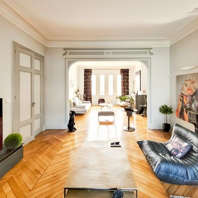 Maison 10 pièces 399000 €