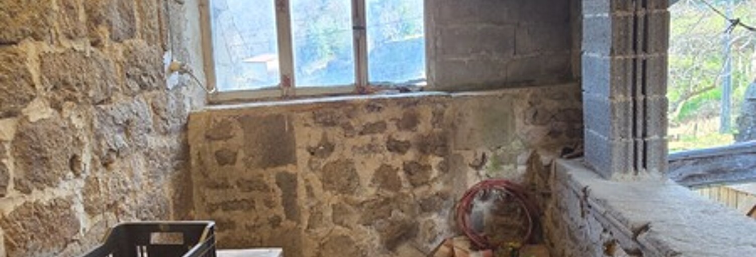 Maison 5 Pièces 164 m² à vendre à Beauvène (07190)