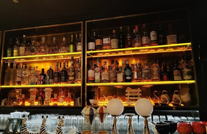 Bar licence 4 + cuisine aux normes + possibilité tardive — photo 3