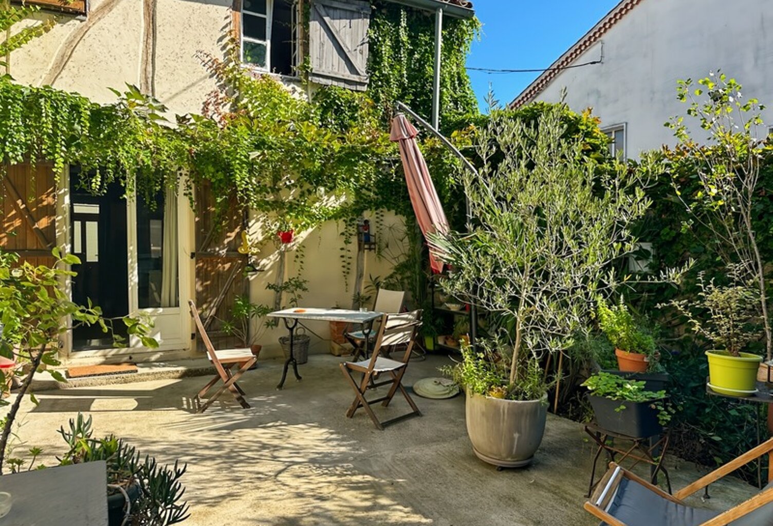 - BASSOUES (32) - À VENDRE - Ensemble de deux maisons à Bassoues (8 pièces) - 183 m2 avec cour intérieure — photo 1