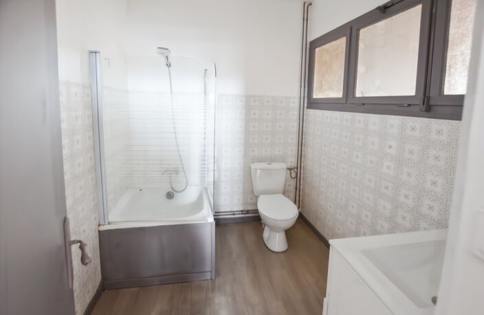 Immeuble de rapport  à vendre ANTULLY de 182.17 m2 (71) — photo 4