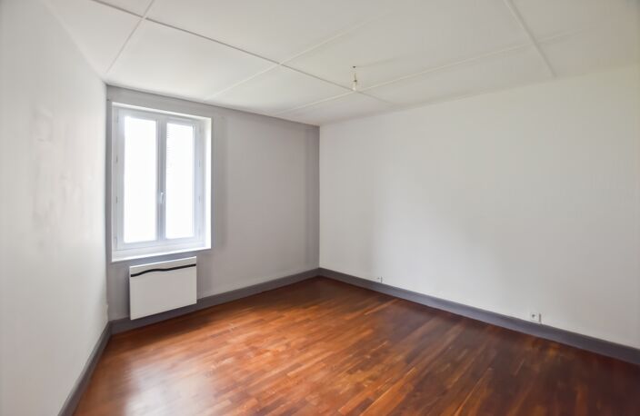 Immeuble de rapport  à vendre ANTULLY de 182.17 m2 (71) — photo 5