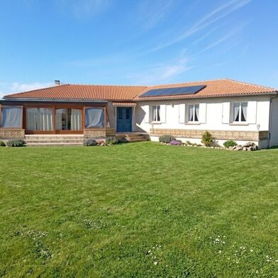 Maison 8 pièces 395000 €