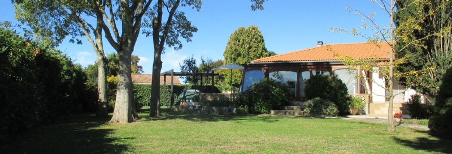 Maison 8 Pièces 186 m² à vendre à La Tour-du-Crieu (09100)