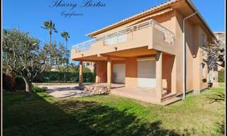 Appartement 9 Pièces 243 m² à vendre à Fréjus (83600)