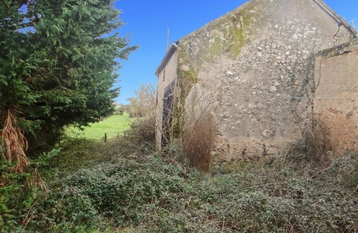 Maison de campagne à rénover – Beau potentiel – Terrain 1 060 m² — photo 2