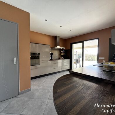 Maison 5 pièces 385000 €