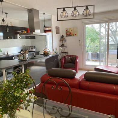 Appartement 3 pièces 270000 €