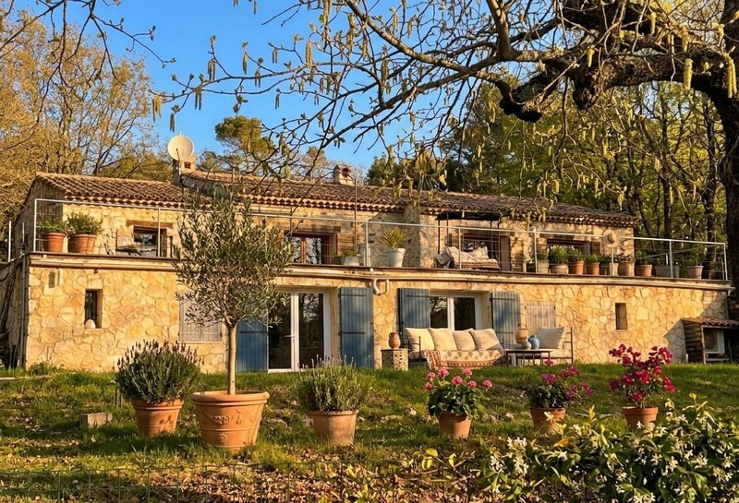 Villa provençale de plain-pied avec piscine sur 5 000 m² – Secteur Forêt, proche Lac de Saint-Cassien — photo 1