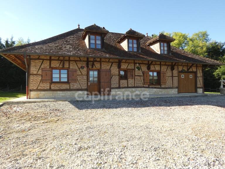 Propriete à vendre 8 pièces SAINT GERMAIN DU BOIS (71) — photo 1