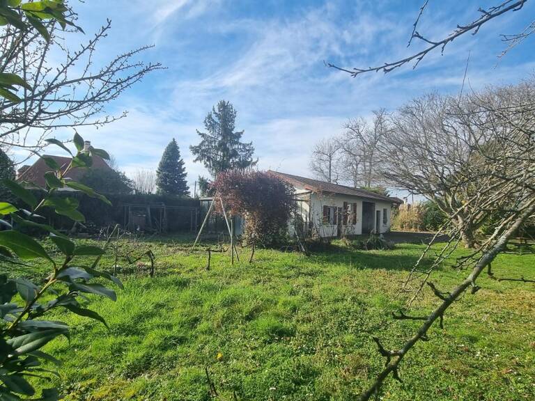 Maison À Vendre — photo 1