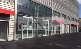 Bureau  3000 m² à louer à Villeneuve-la-Garenne (92390)