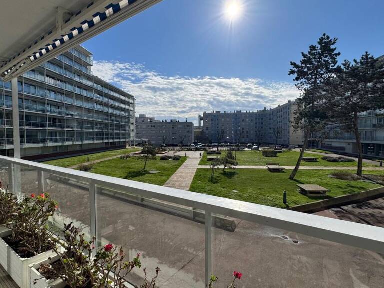 Appartement de 143 m² à la Résidence de France — photo 1