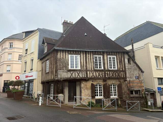 Maison À Vendre — photo du bien