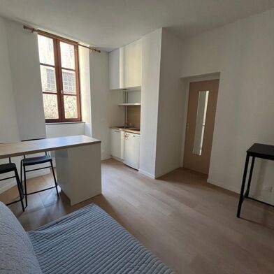 Appartement 1 pièces 400 €